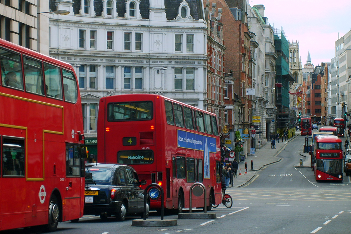 Ils sont quand-mÃªme chouettes leur bus !!!
Et on a adorÃ© parcourir la ville en Ã©tant Ã  l'Ã©tage.